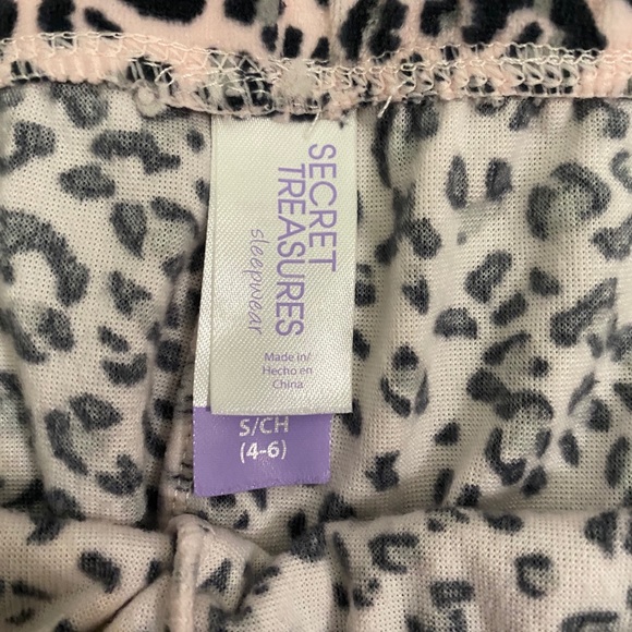 Leopard pajama pants - Picture 2 of 2